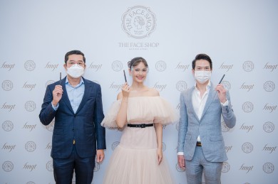 เดอะเฟสช็อป เปิดตัว “ญาญ่า อุรัสยา เสปอร์บันด์” พรีเซนเตอร์ดินสอเขียนคิ้วใหม่ล่าสุดส่งตรงจากเกาหลี
