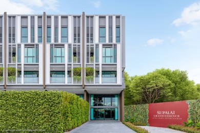 ศุภาลัย แกรนด์ เอสเซ้นส์ @ ท่าพระ อินเตอร์เชนจ์ Modern Luxury Home Office ใจกลางเมืองย่านฝั่งธนฯ