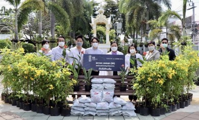 สถาพร เอสเตท มอบเงินสนับสนุนโครงการ “ต้นไม้ล้านต้น”