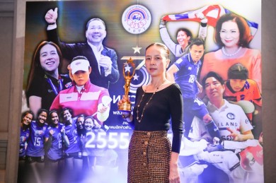 “มาดามแป้ง” คว้ารางวัลผู้จัดการทีมยอดเยี่ยมแห่งทศวรรษ