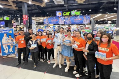 แลคตาซอย “ตรี ชัยณรงค์-หญิงลี” นำทีมออนทัวร์พื้นที่อีสาน