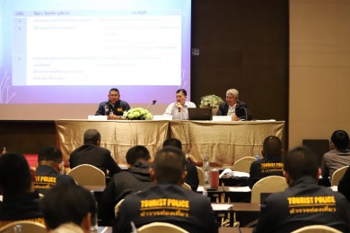 กรมการท่องเที่ยวขานรับนโยบายฟรีวีซ่าจีน จัดอบรมเจ้าหน้าที่พร้อมลงพื้นที่ 3 จังหวัดท่องเที่ยว