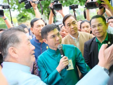 รัฐบาลเริ่มต้นโอนเงินไร่ละพัน ผ่านระบบ ธ.ก.ส. วงเงิน 5.4 หมื่นล้านบาท