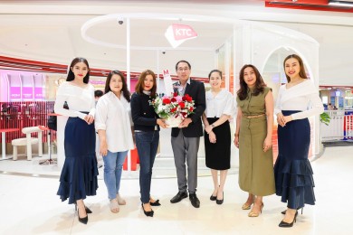 เคทีซีเปิดโฉม KTC TOUCH สาขาเดอะมอลล์ไลฟ์สโตร์ บางกะปิ