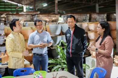 เยี่ยมชมกิจการลูกค้า EXIM BANK ผู้ผลิตและส่งออกเครื่องปั้นดินเผาด่านเกวียน จ.นครราชสีมา