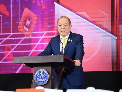 “พิชัย” นำพาณิชย์ ผนึกกำลังรัฐ-แพลตฟอร์มออนไลน์เดินหน้าคุมเข้มมาตรฐานสินค้า ปกป้องผู้บริโภคและ SME ไทย