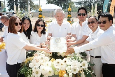 ร่วมอิสสระ จัดพิธีวางศิลาฤกษ์ โครงการซาซ่าส์ หัวหิน 