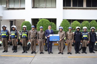 วิริยะประกันภัย ส่งมอบอุปกรณ์รถจักรยานยนต์สนับสนุนภารกิจ ตำรวจจราจรโครงการพระราชดำริ