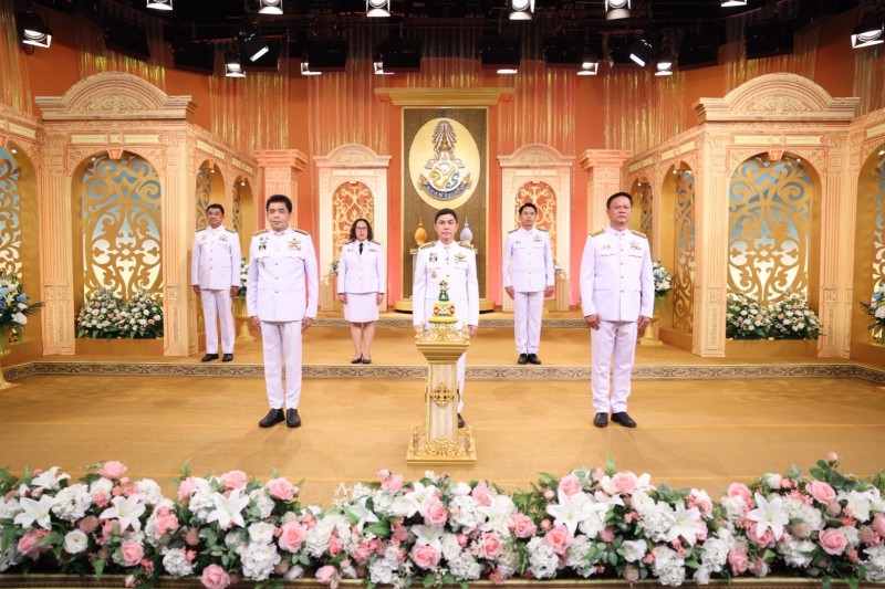 ธ.ก.ส. ร่วมบันทึกเทปโทรทัศน์ถวายพระพรชัยมงคลเนื่องในโอกาสวันเฉลิมพระชนมพรรษาพระบาทสมเด็จพระเจ้าอยู่หัว