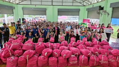 ออมสินห่วงใย มอบถุงยังชีพแก่ผู้ประสบอุทกภัย ในพื้นที่ จ.เพชรบูรณ์ 