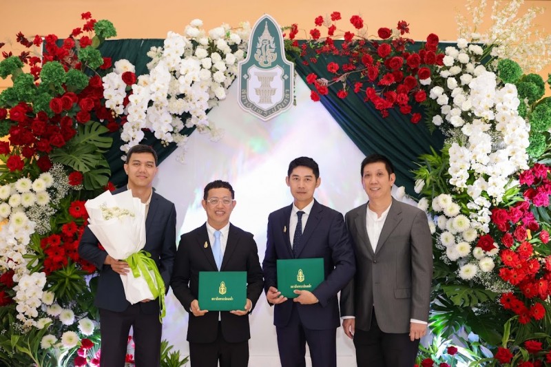 เดอะเวย์ คอมมิวนิเคชั่น ร่วมแสดงความยินดีผู้บริหารในโอกาสรับประกาศนียบัตรสถาบันพระปกเกล้า