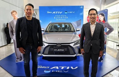 เอส เอฟ ร่วมแสดงความยินดีงานเปิดตัว “NEW YARIS ATIV HEV”