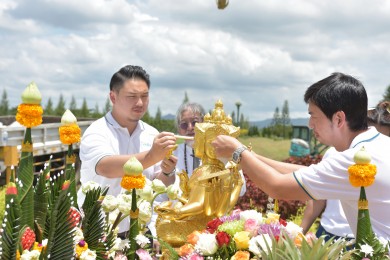 “สเตลล่า”ถือฤกษ์ดีจัดพิธีบวงสรวงตั้งศาลพระพรหมโครงการสเตลล่าโอโซน เขาใหญ่