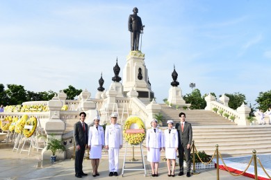 ธอส.ร่วมพิธีวางพวงมาลาถวายบังคมพระบรมราชานุสาวรีย์พระบาทสมเด็จพระบรมชนกาธิเบศร มหาภูมิพลอดุลยเดชมหาราช บรมนาถบพิตร เนื่องในวันนวมินทรมหาราช พุทธศักราช 2568