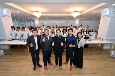 MEDEZE เปิดบ้านต้อนรับ KH Academy