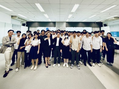 efin Group ร่วมจัดกิจกรรม “Friday Meeting” แก่นิสิตหลักสูตร CEDT จุฬาฯ