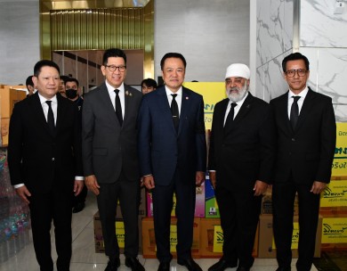 มิตรแท้ประกันภัย ร่วมกับ คปภ. ส่งมอบสิ่งของอุปโภคบริโภคเพื่อช่วยเหลือผู้ประสบอุทกภัยภาคใต้