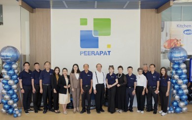 ‘พีรพัฒน์’เปิดตัวโชว์รูมคอนเซ็ปต์ใหม่