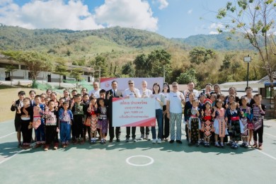 เอไอเอ มอบทุนสนับสนุนโครงการส่งเสริมและพัฒนาการพูด อ่าน เขียนภาษาไทย แก่สภากาชาดไทย