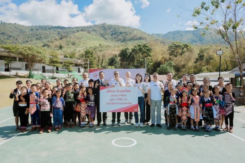 เอไอเอ มอบทุนสนับสนุนโครงการส่งเสริมและพัฒนาการพูด อ่าน เขียนภาษาไทย แก่สภากาชาดไทย