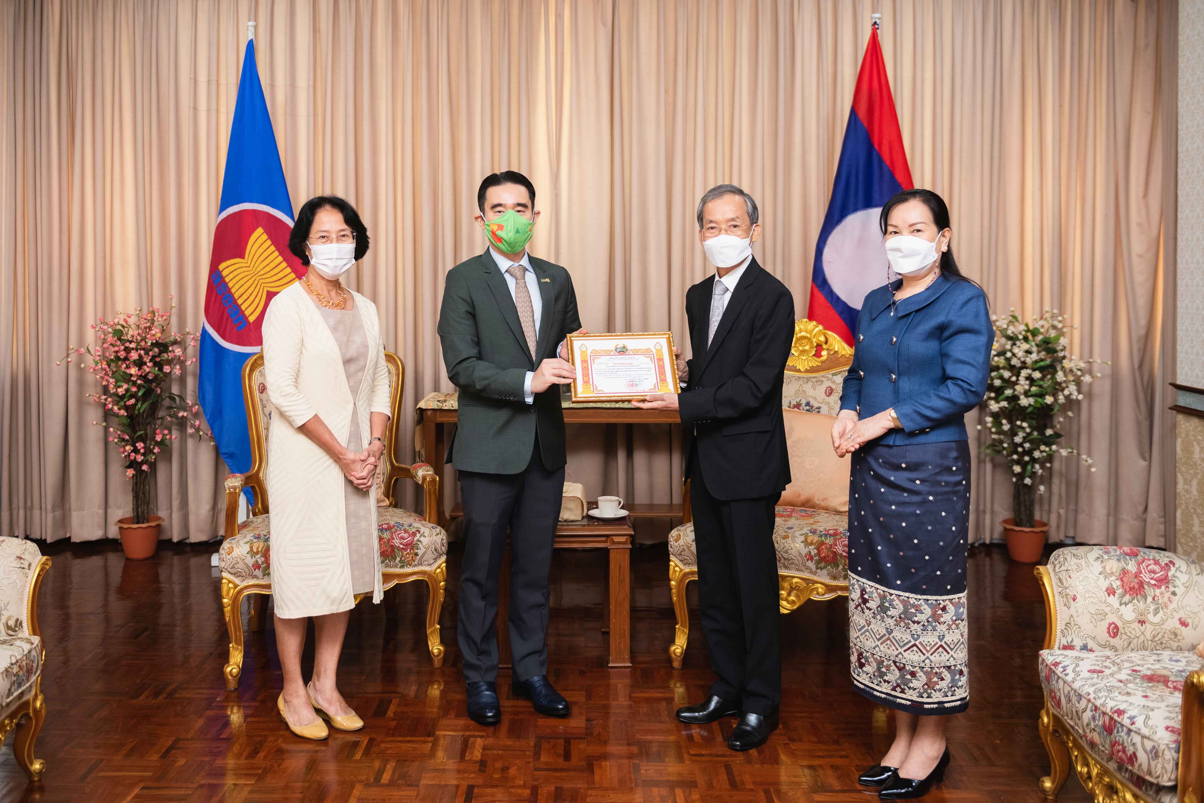 ‘อัศวิน เตชะเจริญวิกุล’ รับมอบใบประกาศเกียรติคุณ