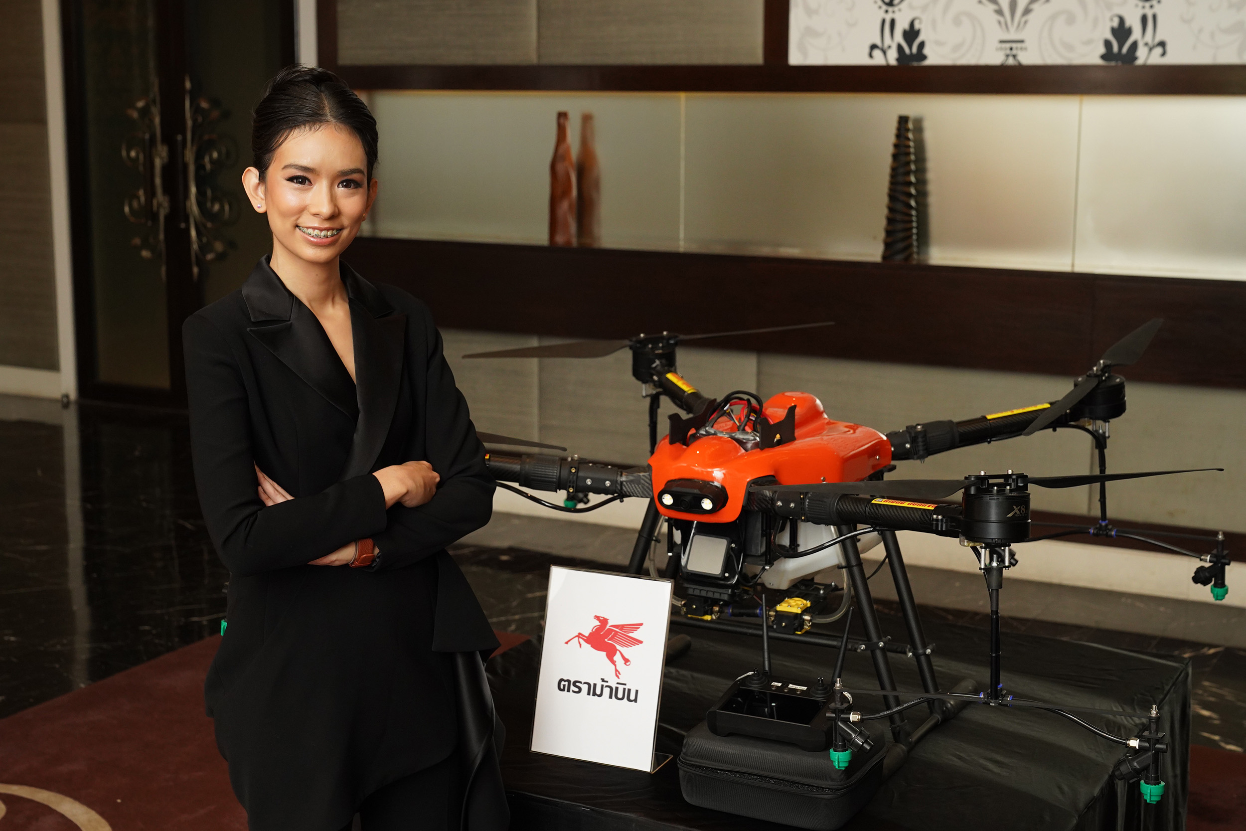 กลุ่มบริษัท ไอ ซี พี ทุ่มงบลงทุนร่วมกับ Bug Away Thailandผุดโครงการโดรนต้นแบบเพื่อการเกษตร “Mah Bin”