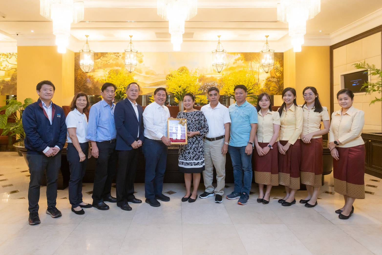 APM ต้อนรับ ผู้อำนวยการใหญ่ ตลาดหลักทรัพย์ลาว (LSX)