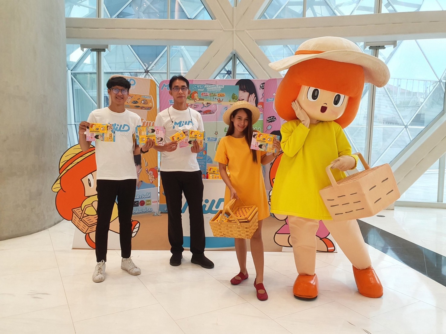 กระดาษเช็คหน้า “มายด์” จัดกิจกรรม Sampling Troop ยกขบวน “น้องมะม่วง” แจกสินค้าทดลองใช้