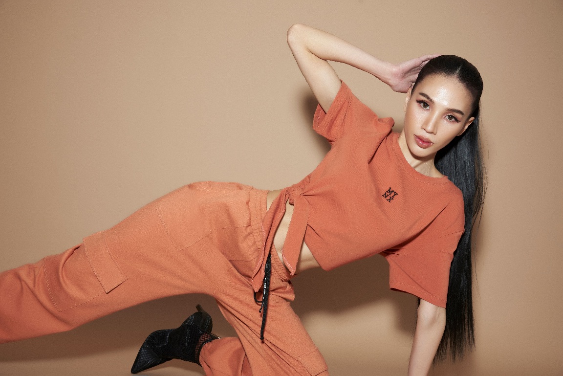 “Misty Mynx ‘Active’ Collection” ชวนครีเอทลุคแฟชั่น เซ็กซี่ สไตล์สปอร์ตเกิร์ล ไปกับ “แอน มนัสนันท์”