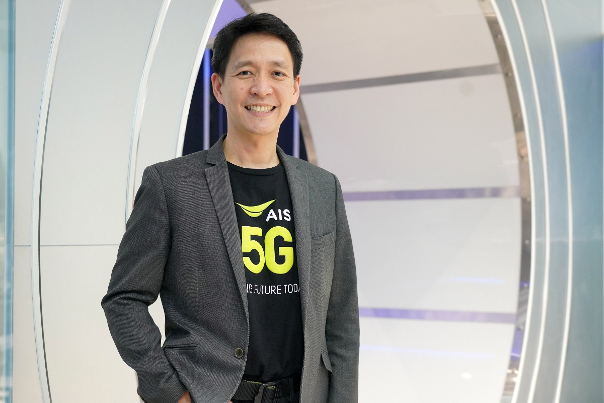 AIS ส่งสุขรับซัมเมอร์ “อุ่นใจทุกที่ทุกเวลา” ในเทศกาลสงกรานต์ พร้อมมอบประกันอุบัติเหตุ