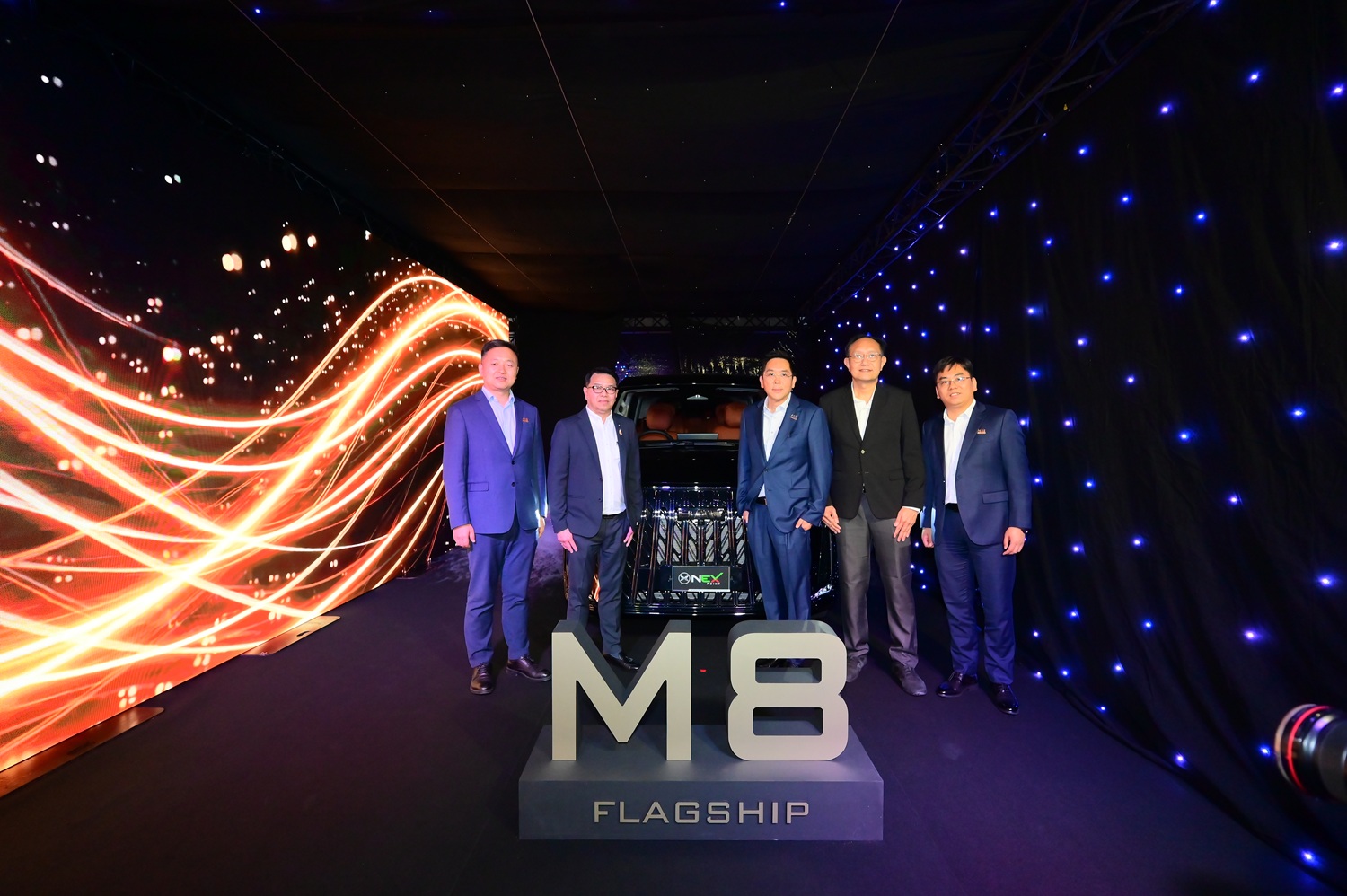Nex Point ในเครือ EA เดินหน้าขยายระบบนิเวศยานยนต์ไฟฟ้าเปิดตัว “BAW M8 EV Flagship” รถ MPV ไฟฟ้าระดับพรีเมียม
