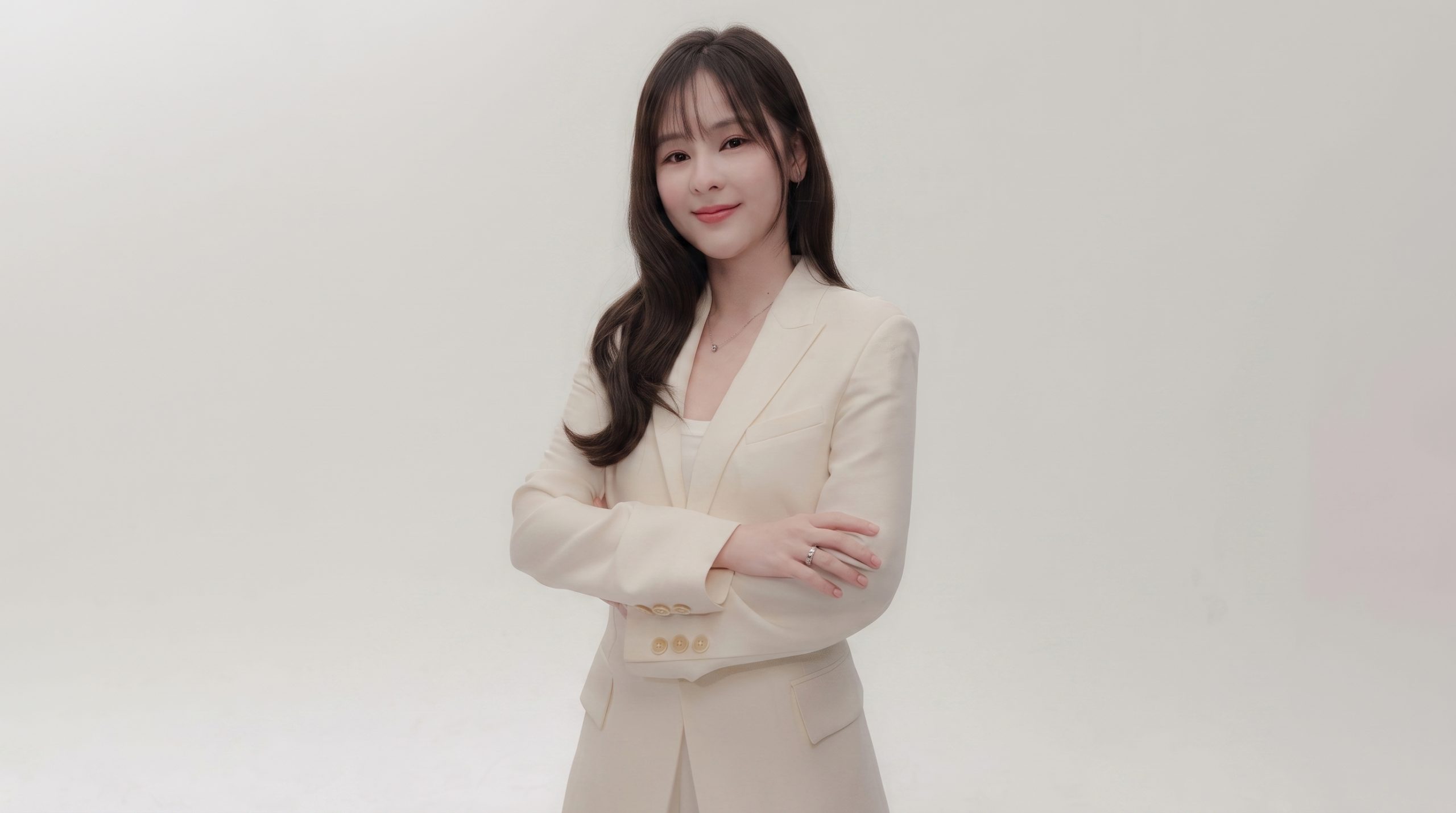 ‘Fleen Beauty’ โตแรง ยอดขายทะยานจ่อ 100 ล้าน ‘ออม-สุชาร์’ เร่งเครื่องพาแบรนด์โต ออกสินค้าใหม่-เพิ่มไซซ์-รุกรีเทลทั่วประเทศ ‘Fleen Skin Tint’ สร้างยอดขาย 10,000 ชิ้นในเดือนแรก