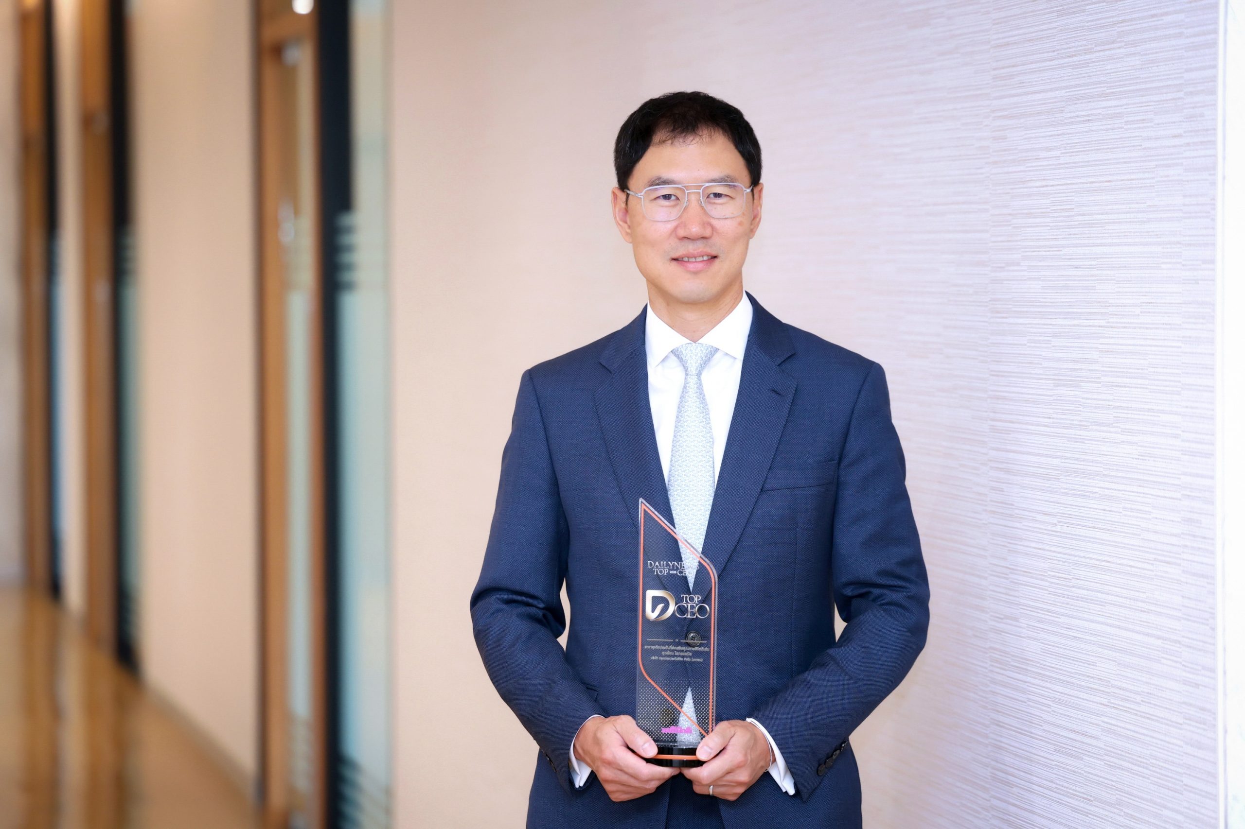 “โชน โสภณพนิช” คว้ารางวัลเกียรติยศ DAILYNEWS TOP CEO 2026